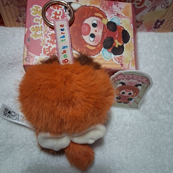 Baby Three Cupid Vinyl Plush Toy Series Conf. Red Panda - Picture 4 of 10